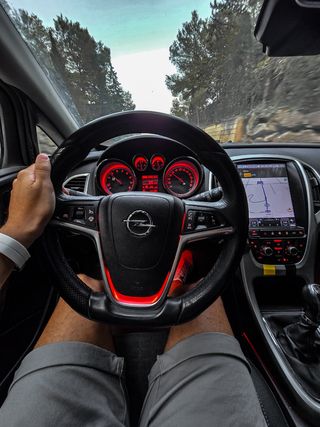 Opel Astra J GTC OPC Line