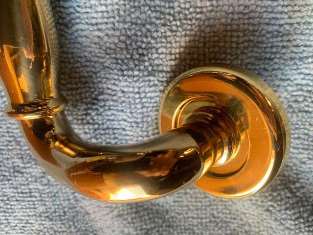 Maniglione per portone in ottone lucido