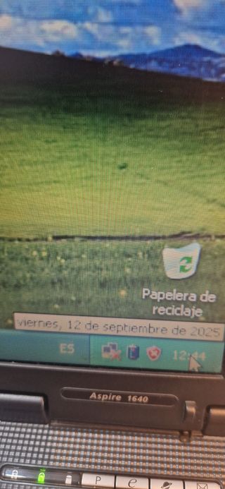 Acer Aspire 1642LMi - Pentium M 740. Tiene 20 años