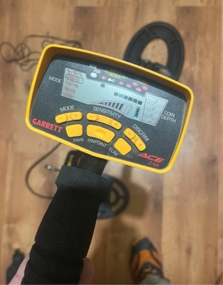 Detector de Metales Garrett ACE 250