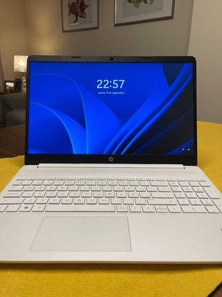 Ordenador Portátil HP laptop 15s-fq1003ns Blanco 