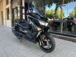 BMW C 400 GT  TRIPLE BLACK