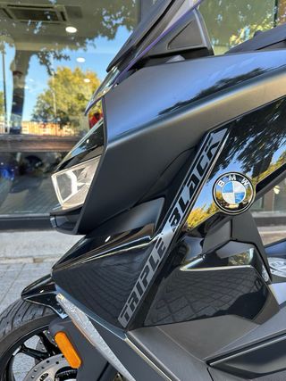 BMW C 400 GT  TRIPLE BLACK