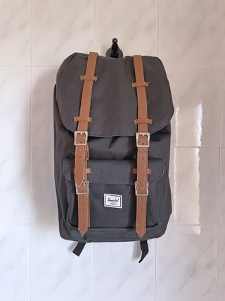 Zaino Herschel Little America Nero