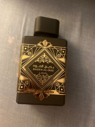 Lattafa Bade'e Al Oud Oud for Glory Colonia