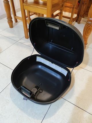 Baúl Moto Givi - 46 Lts