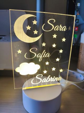 Lampada personalizzata con nomi