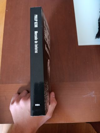 Libro Philip kerr sin uso