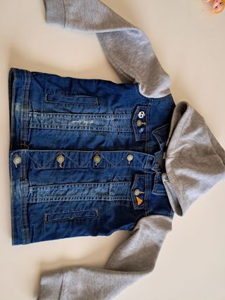 Cazadora vaquera combinada