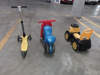 Correpasillos y patinete infantil.Negociables