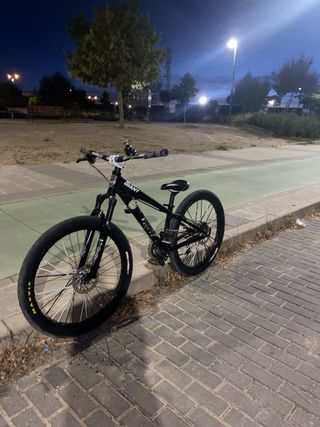 Bici stunt Giant