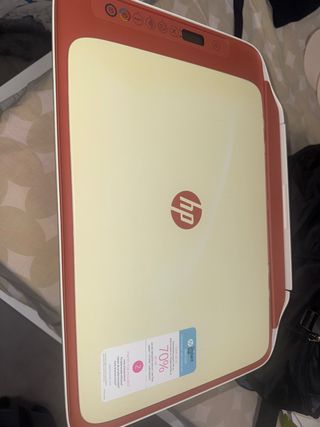 Impresora HP Beige y Roja