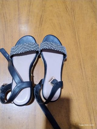 Gratis, Sandalias de mujer talla 36
