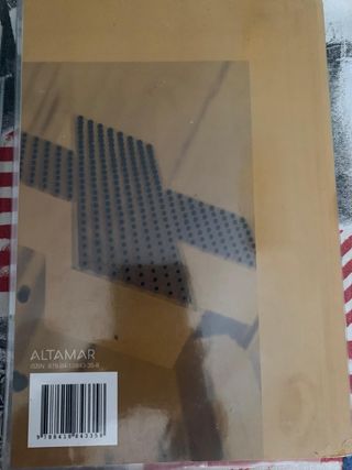 3 libros de farmacia grado medio.