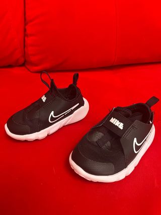 Zapatillas Nike para bebé talla 21 22