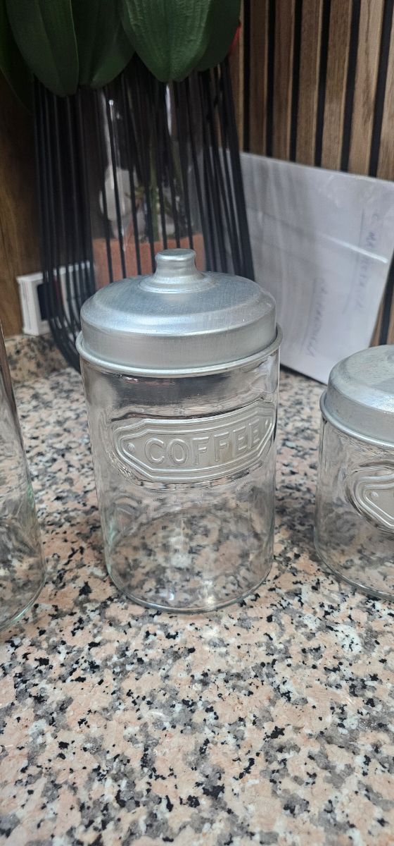 Botes de cristal para cocina