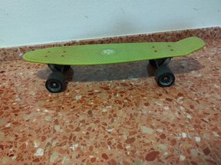 Monopatín verde