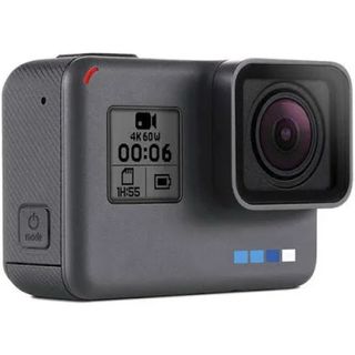 GoPro Hero 6 Black
con accesorios
impecable