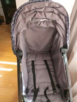 Silla de paseo Tuc Tuc TIVE ligera y saco