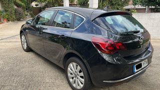 Opel Astra 2014