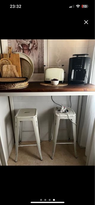 Taburetes Tolix Blanco Antiguo