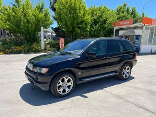 BMW X5 4.4i