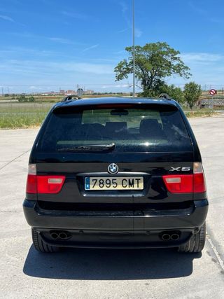 BMW X5 4.4i