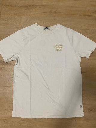 Camiseta Scalpers Beige
