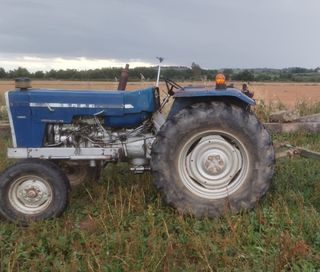 Tractor Ebro 470