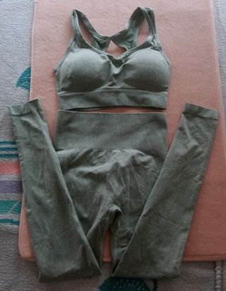 Conjunto deportivo mujer talla S verde