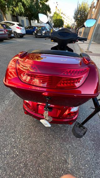 Scooter movilidad reducida 4 ruedas