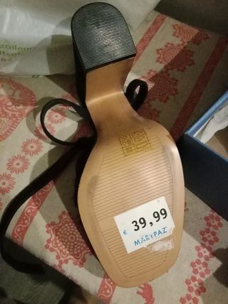 Preciosos Tacones MARYPAZ Negros