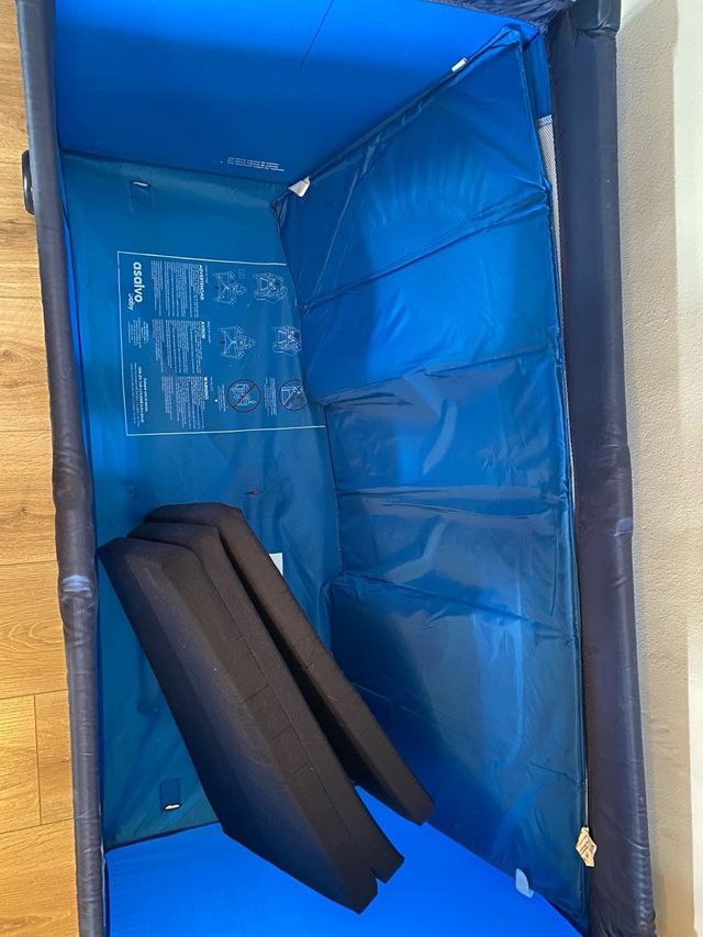 Parco culle per bambini con disegni di cuccioli