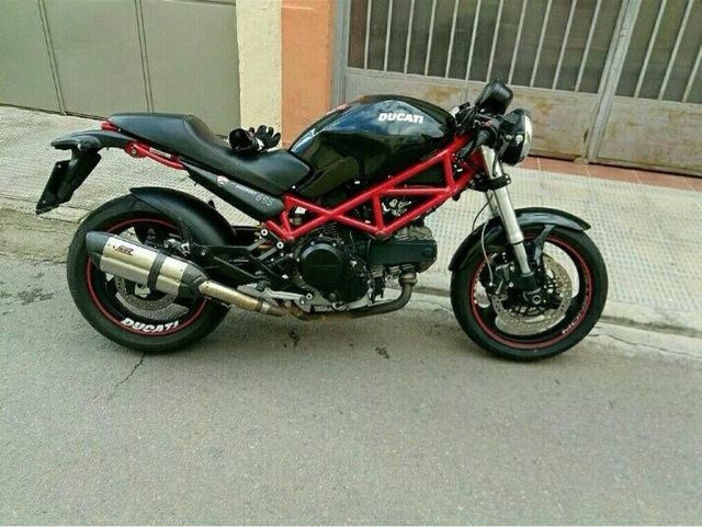 Ducati 695 Negra