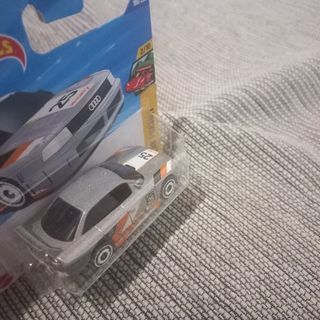 Hot Wheels Audi 90 Quattro Gris