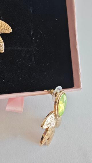 Pendientes flor verde y dorado