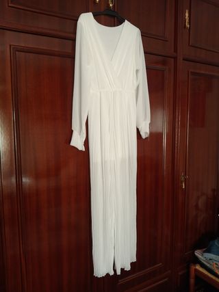 Mono blanco elegante