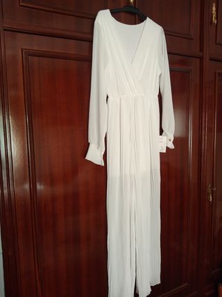 Mono blanco elegante
