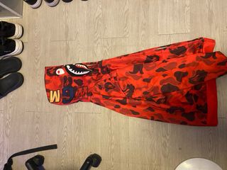 BAPE Sudadera Roja Camuflaje