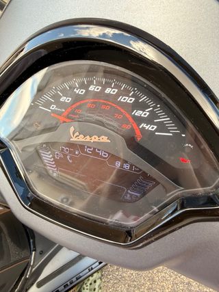 Vespa GTS Supertech 300 MY22