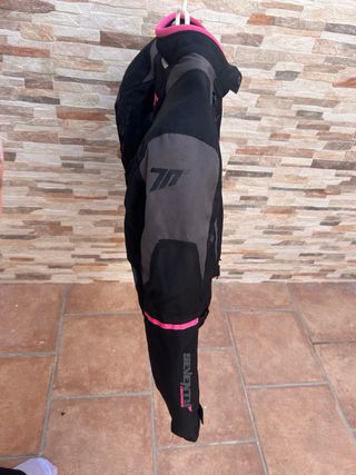 Chaqueta Moto Mujer Seventy Negra y Rosa