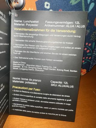 Nevera portátil con diseño de zorros