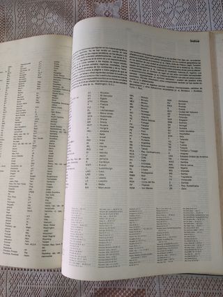 Atlas universal Planeta (Spanish Edition)