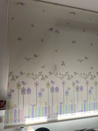 Estor infantil con pájaros y casitas