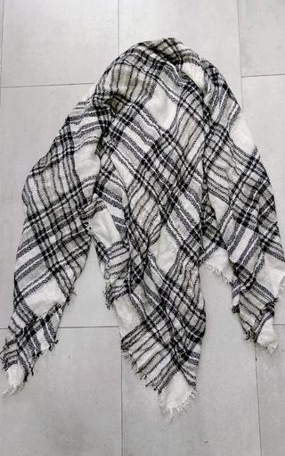 Pañuelo Fular Grande Cuadros Blanco y Negro