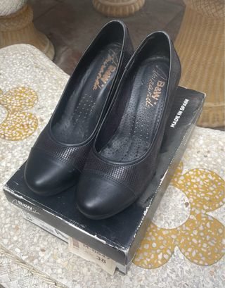 Zapatos B&W Miranda Talla 38 Negros