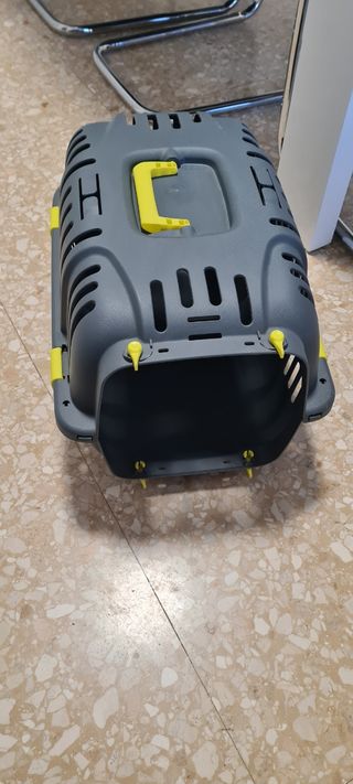 Transportín mascota gris y amarillo