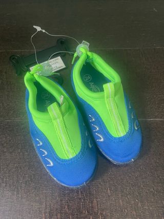 Scarpe bimbo blu e verdi taglia 24