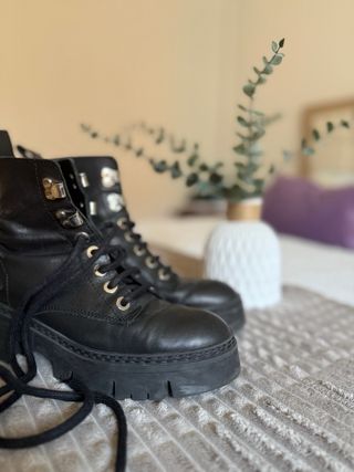 Botas militares Bimba y Lola piel negras