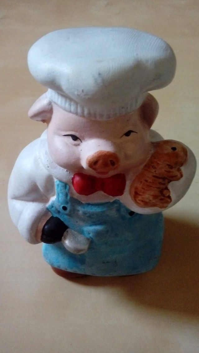 Salero, pimentero y portacucharas para cocina